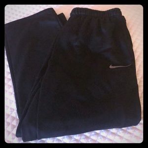 LIKE NEW ‼️ NIKE therma-fit Men’s pants